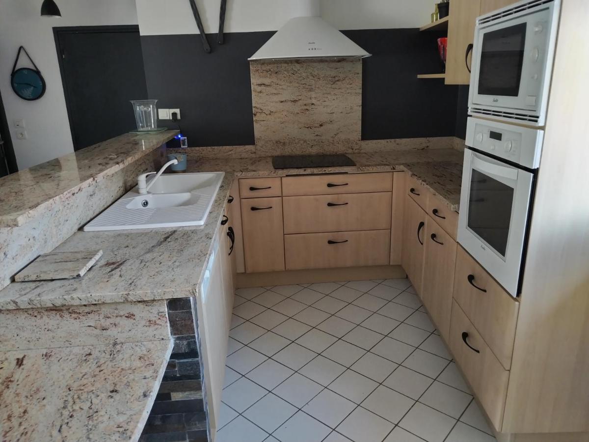 Belle Vue Apartment Millau Bagian luar foto