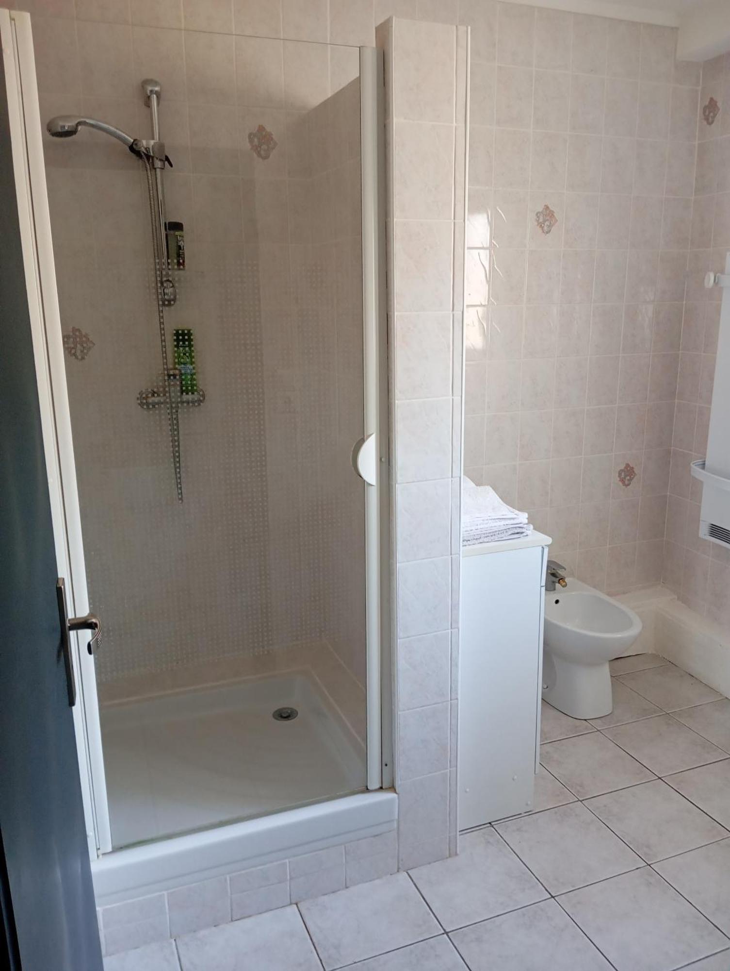 Belle Vue Apartment Millau Bagian luar foto
